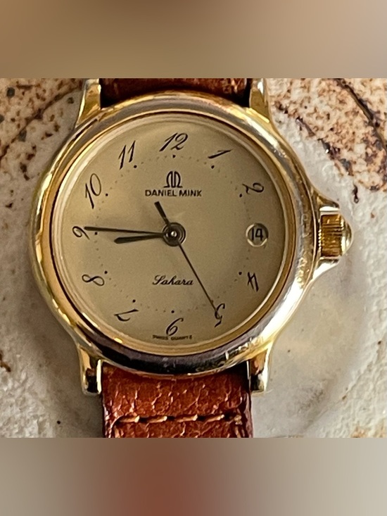 Daniel Mink Accessories - Daniel Mink Gold “Sahara” Swiss Quartz Watch with original leather band. EUC